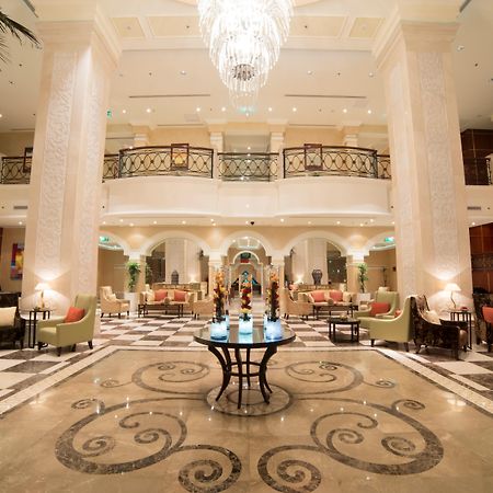 Отель Crowne Plaza Al Khobar By Ihg Экстерьер фото Lobby