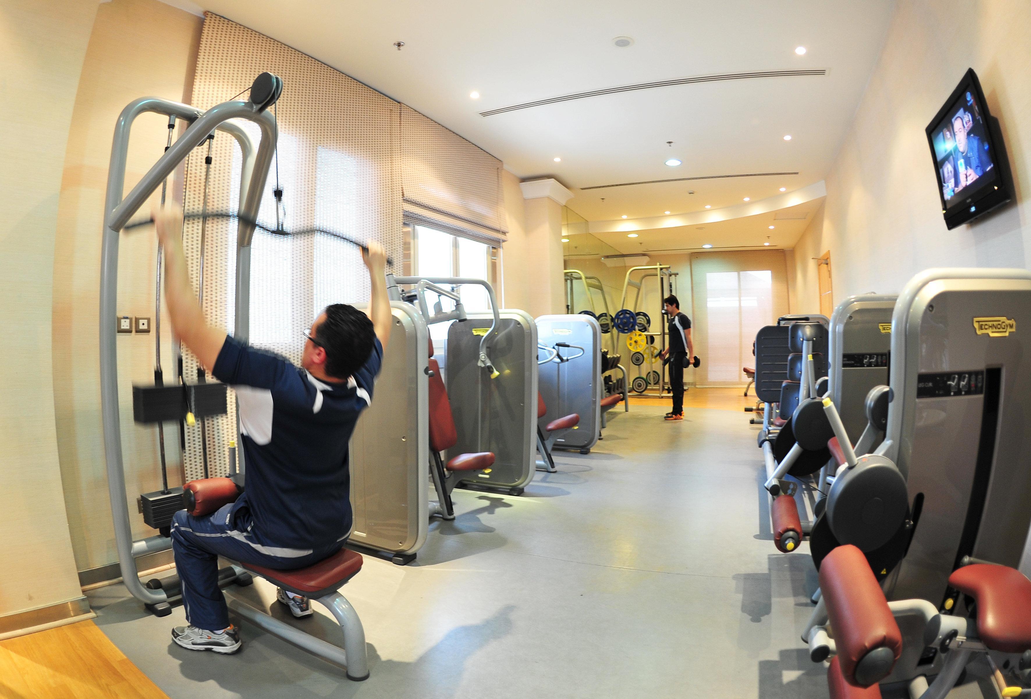 Отель Crowne Plaza Al Khobar By Ihg Экстерьер фото A gym in a hotel