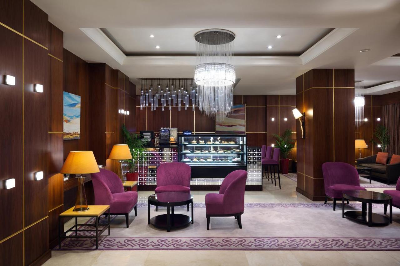 Отель Crowne Plaza Al Khobar By Ihg Экстерьер фото The lobby