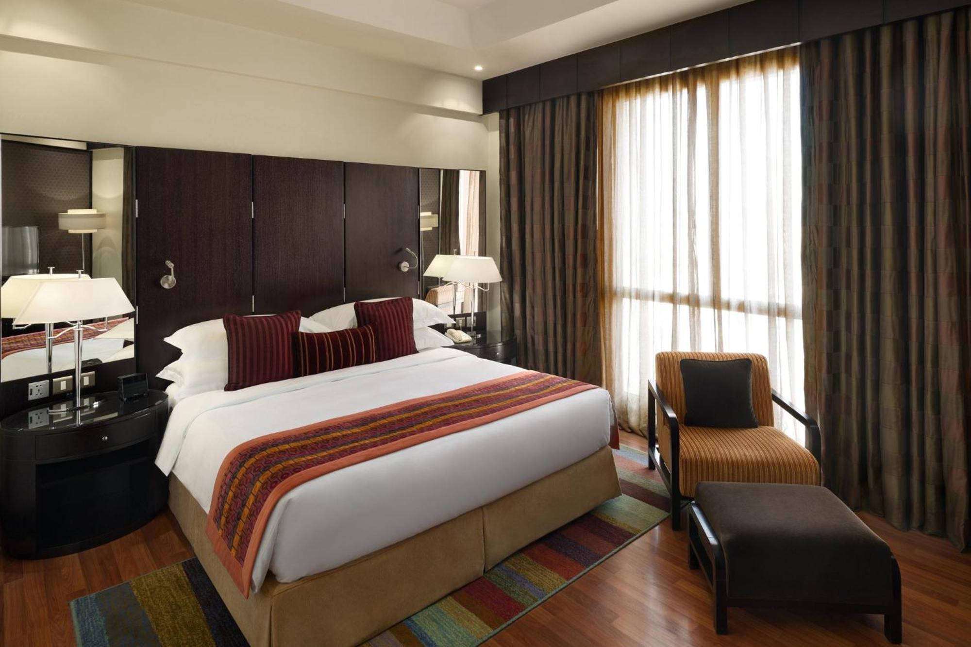 Отель Crowne Plaza Al Khobar By Ihg Экстерьер фото A bedroom at the Taj Bengal